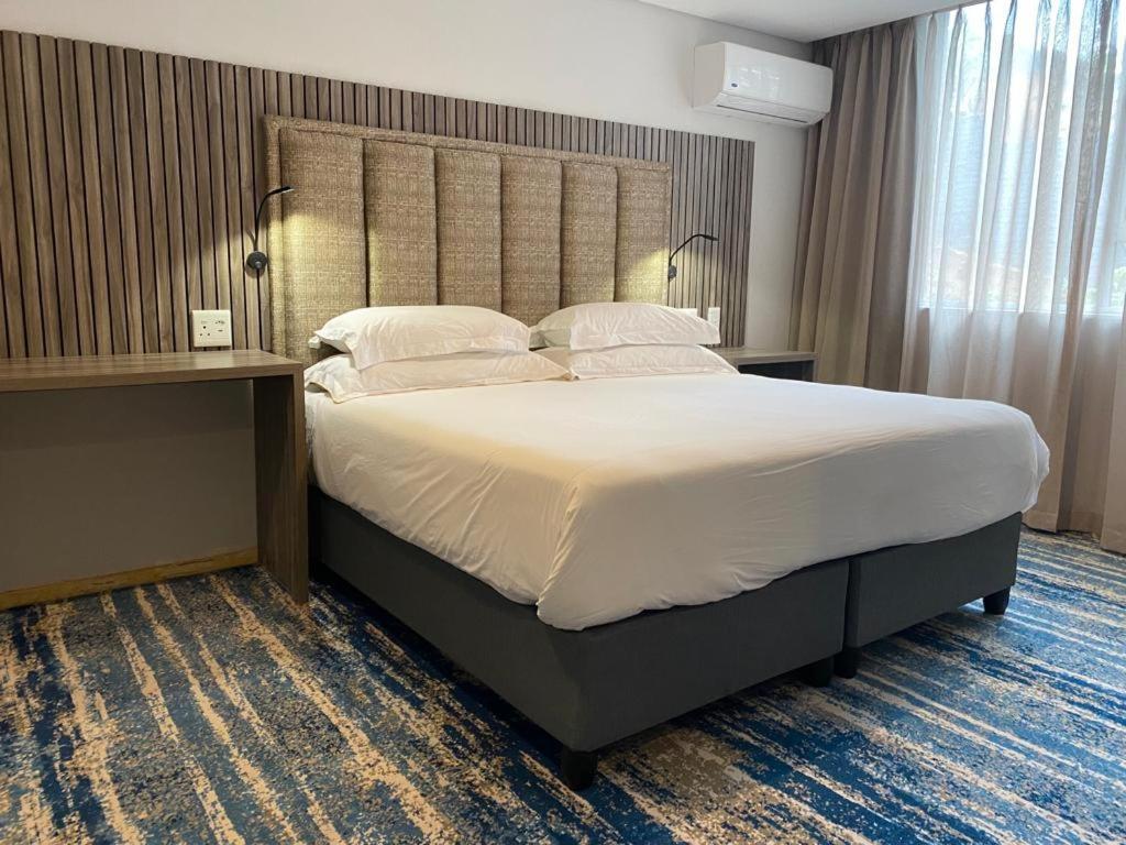אמנזימטוטי Zar Hotel מראה חיצוני תמונה