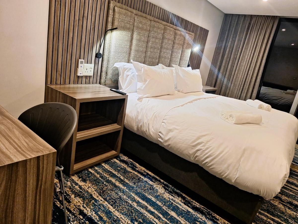 אמנזימטוטי Zar Hotel מראה חיצוני תמונה
