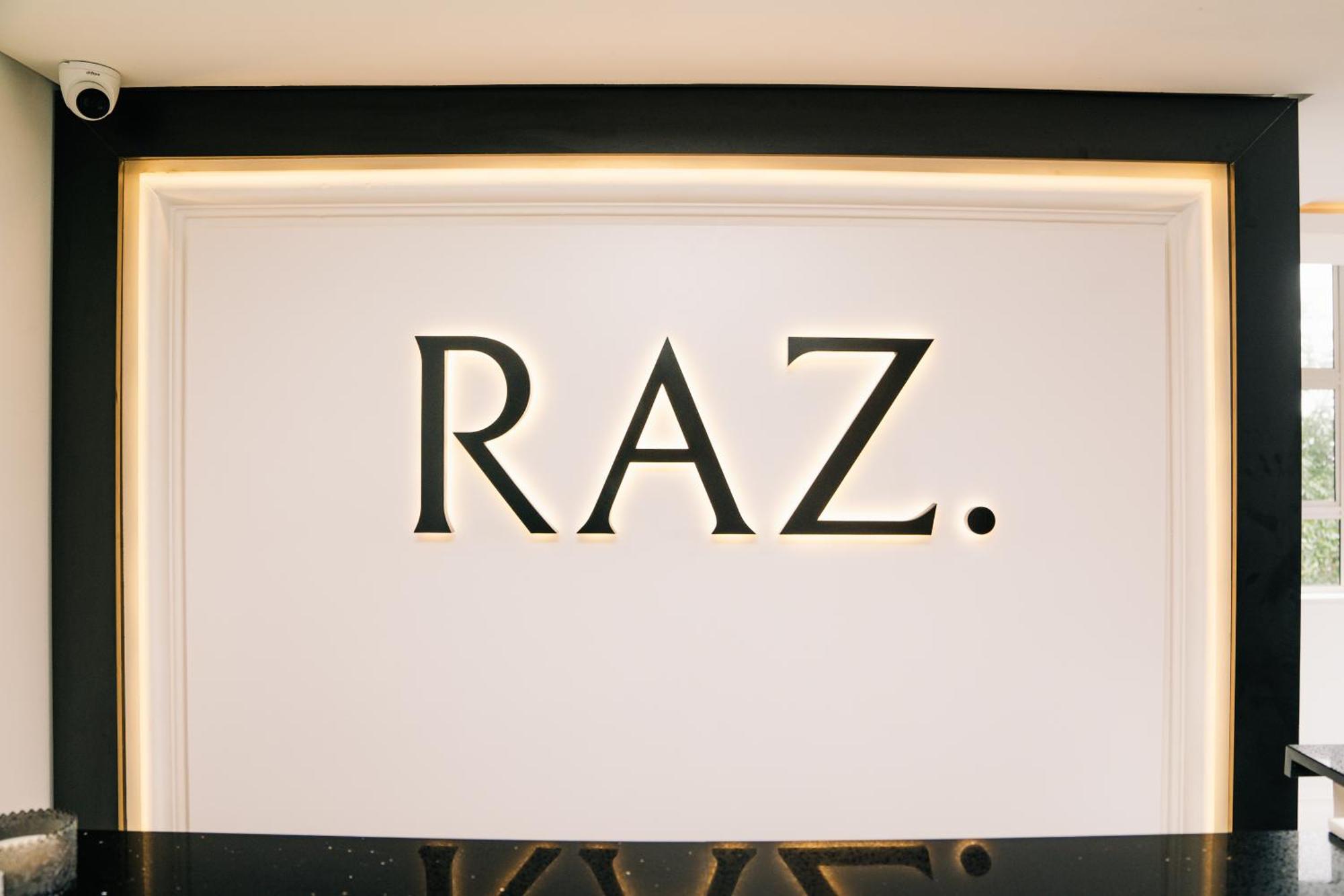 אמנזימטוטי Zar Hotel מראה חיצוני תמונה